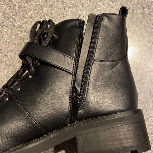 Nanette Lepore black short boots. - Picture 7 of 7